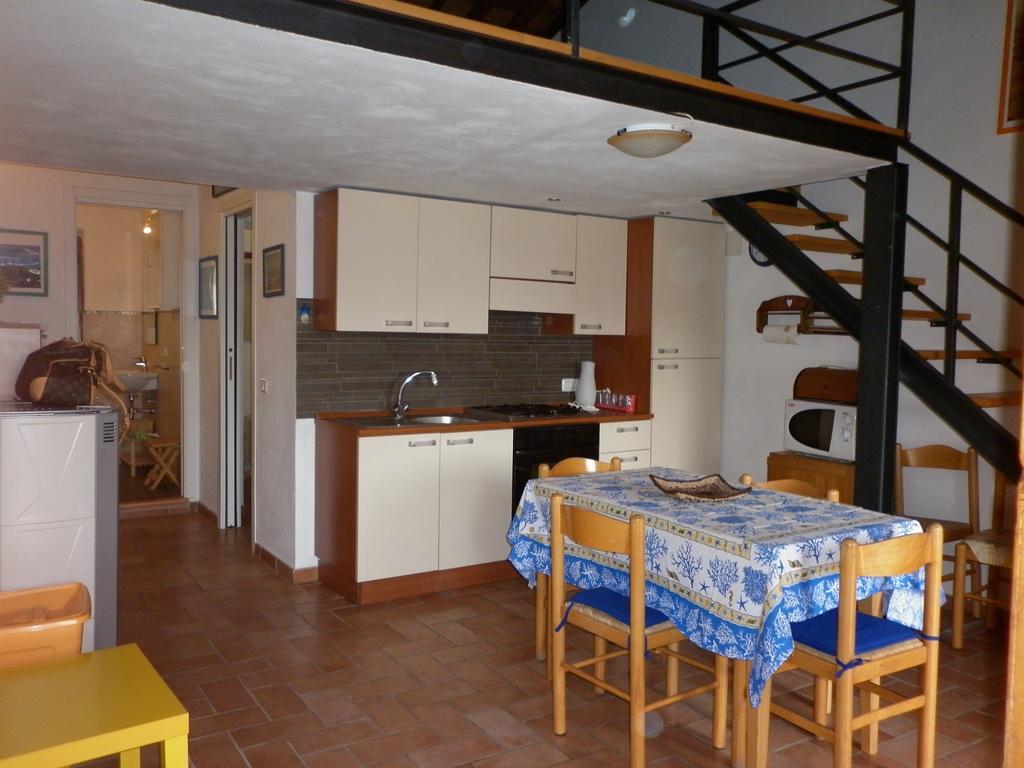 Appartamenti Piombino Isola D'Elba Rio Marina Room photo